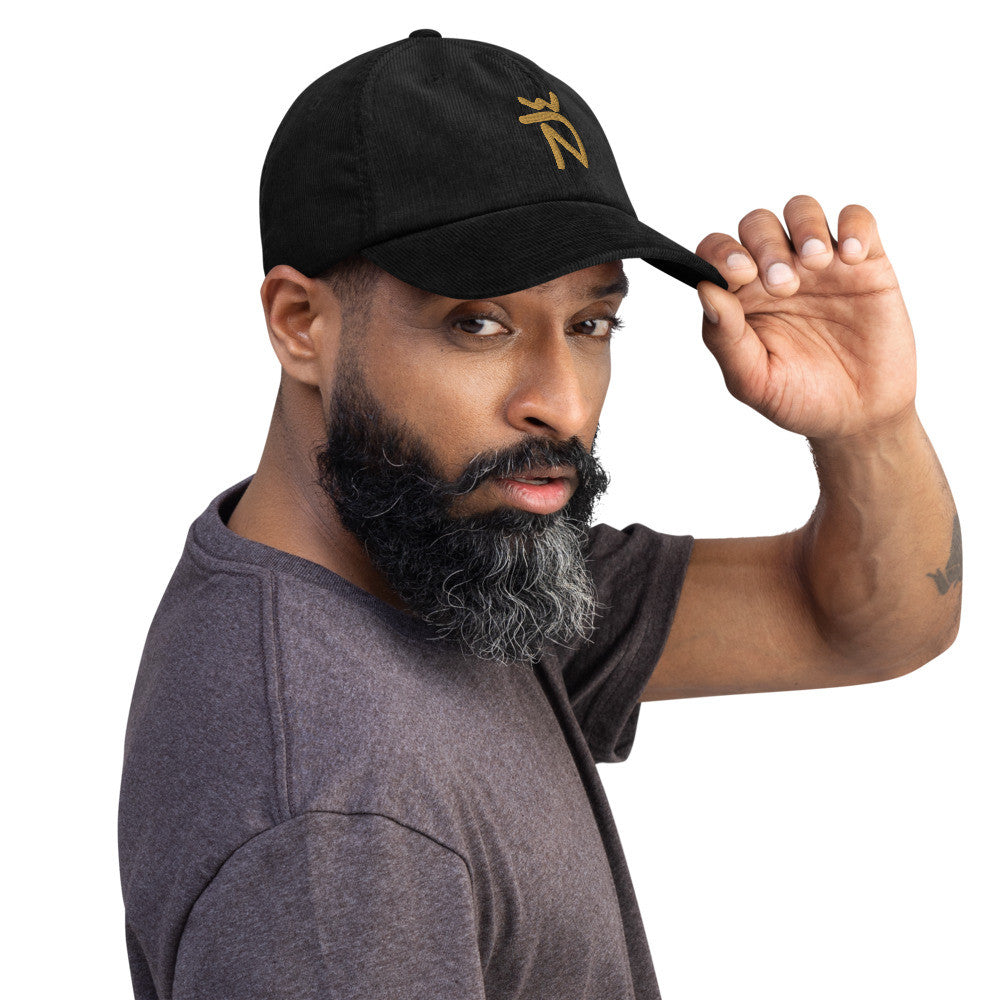 Gorra de pana fina -  Bordado Ñ